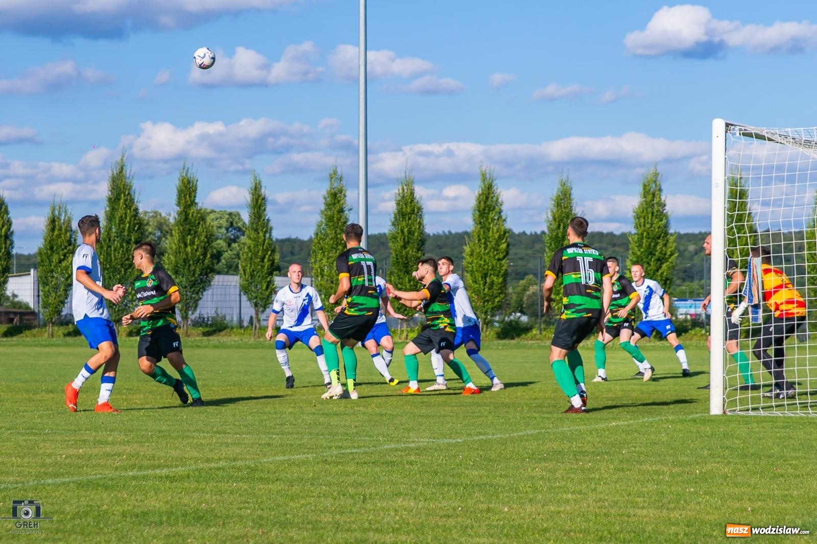 Zdjęcie w galerii na portalu naszwodzislaw.com: Unia Racibórz kontra Naprzód Syrynia. Podział punktów na zakończenie sezonu [FOTO] wiadomości z regionu