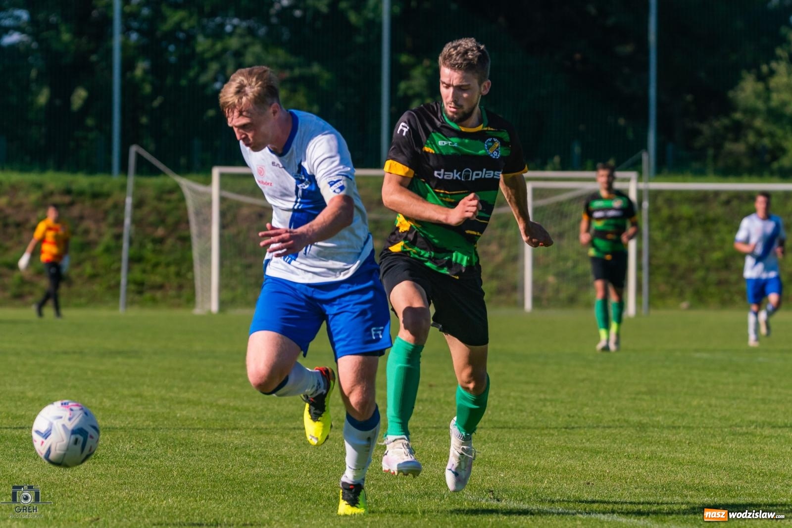 Zdjęcie w galerii na portalu naszwodzislaw.com: Unia Racibórz kontra Naprzód Syrynia. Podział punktów na zakończenie sezonu [FOTO] wiadomości z regionu