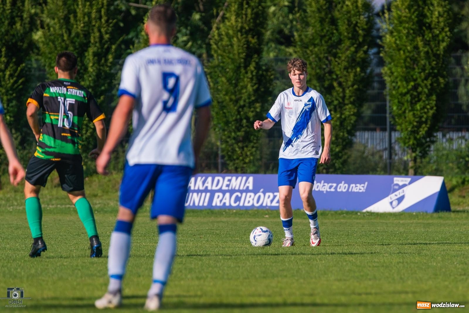 Zdjęcie w galerii na portalu naszwodzislaw.com: Unia Racibórz kontra Naprzód Syrynia. Podział punktów na zakończenie sezonu [FOTO] wiadomości z regionu