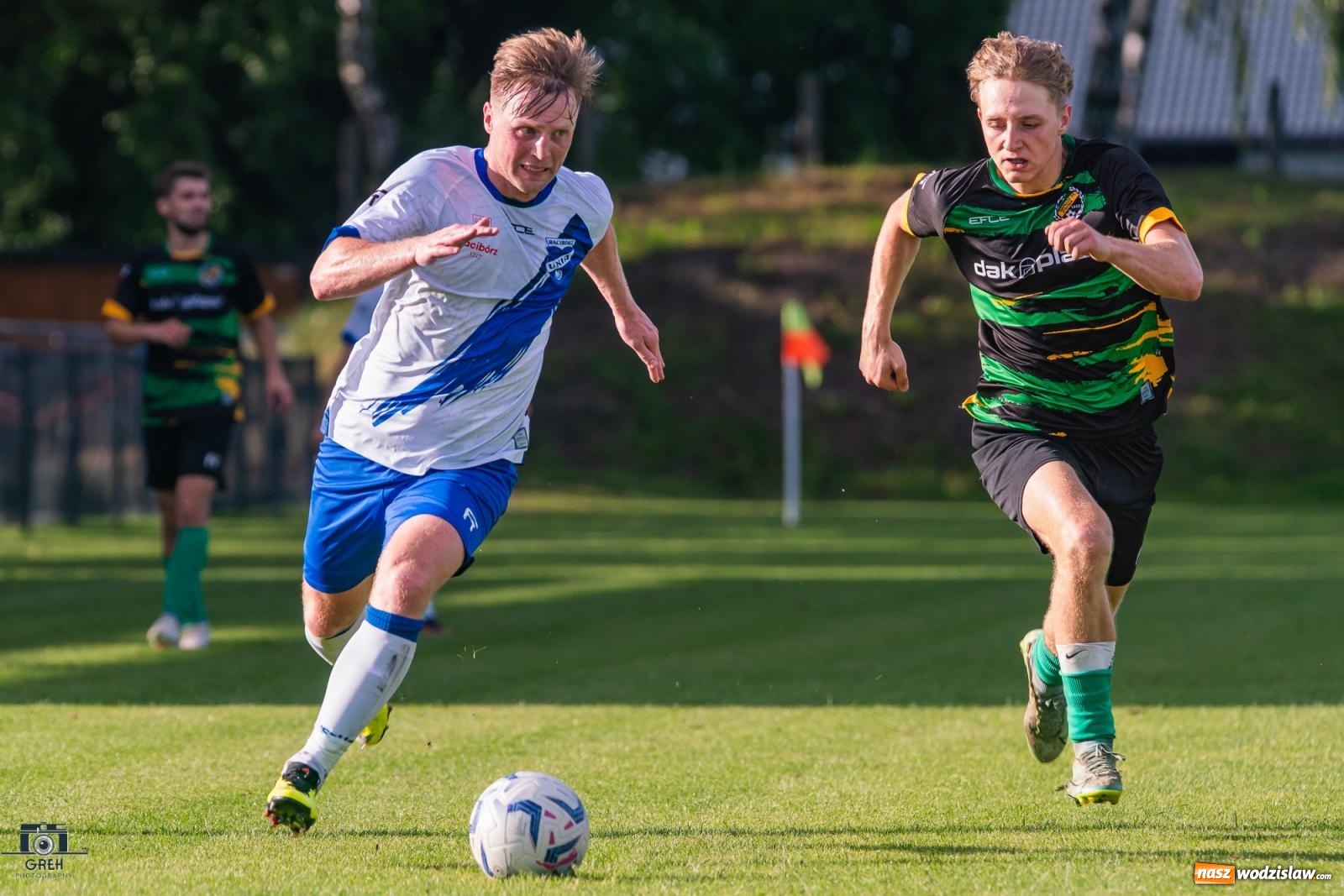 Zdjęcie w galerii na portalu naszwodzislaw.com: Unia Racibórz kontra Naprzód Syrynia. Podział punktów na zakończenie sezonu [FOTO] wiadomości z regionu