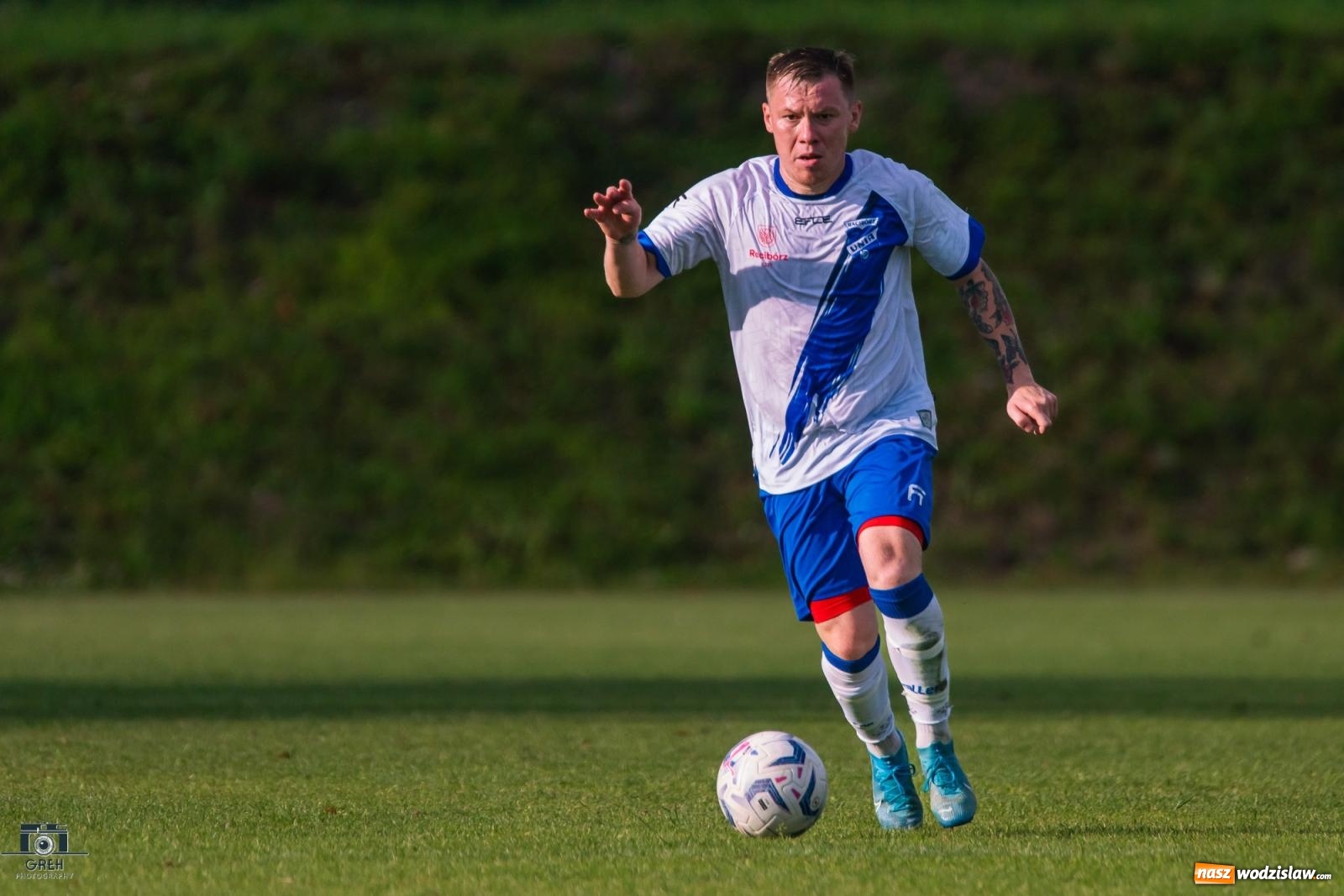 Zdjęcie w galerii na portalu naszwodzislaw.com: Unia Racibórz kontra Naprzód Syrynia. Podział punktów na zakończenie sezonu [FOTO] wiadomości z regionu