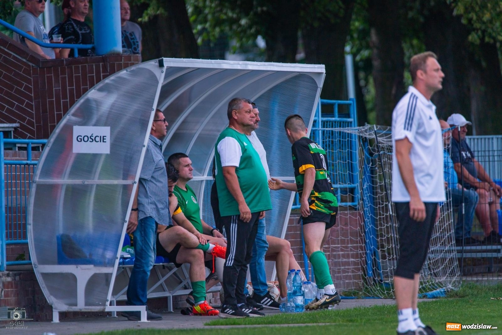 Zdjęcie w galerii na portalu naszwodzislaw.com: Unia Racibórz kontra Naprzód Syrynia. Podział punktów na zakończenie sezonu [FOTO] wiadomości z regionu