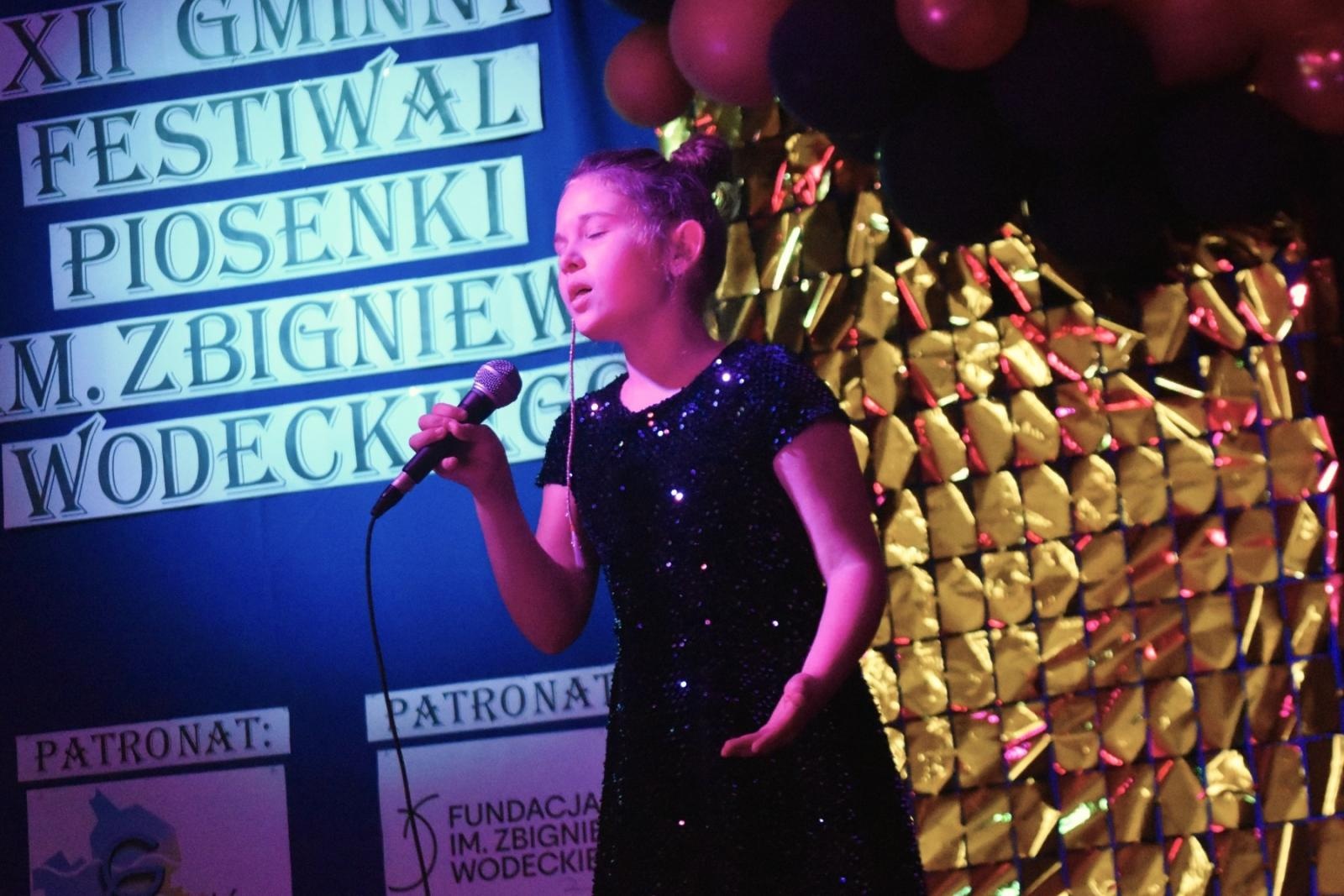 Zdjęcie w galerii na portalu naszwodzislaw.com: Zbigniew Wodecki został patronem Gminnego Festiwalu Piosenki! wiadomości z regionu