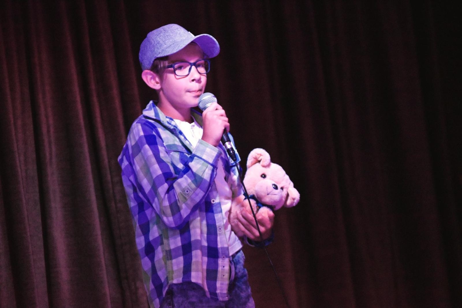 Zdjęcie w galerii na portalu naszwodzislaw.com: Zbigniew Wodecki został patronem Gminnego Festiwalu Piosenki! wiadomości z regionu