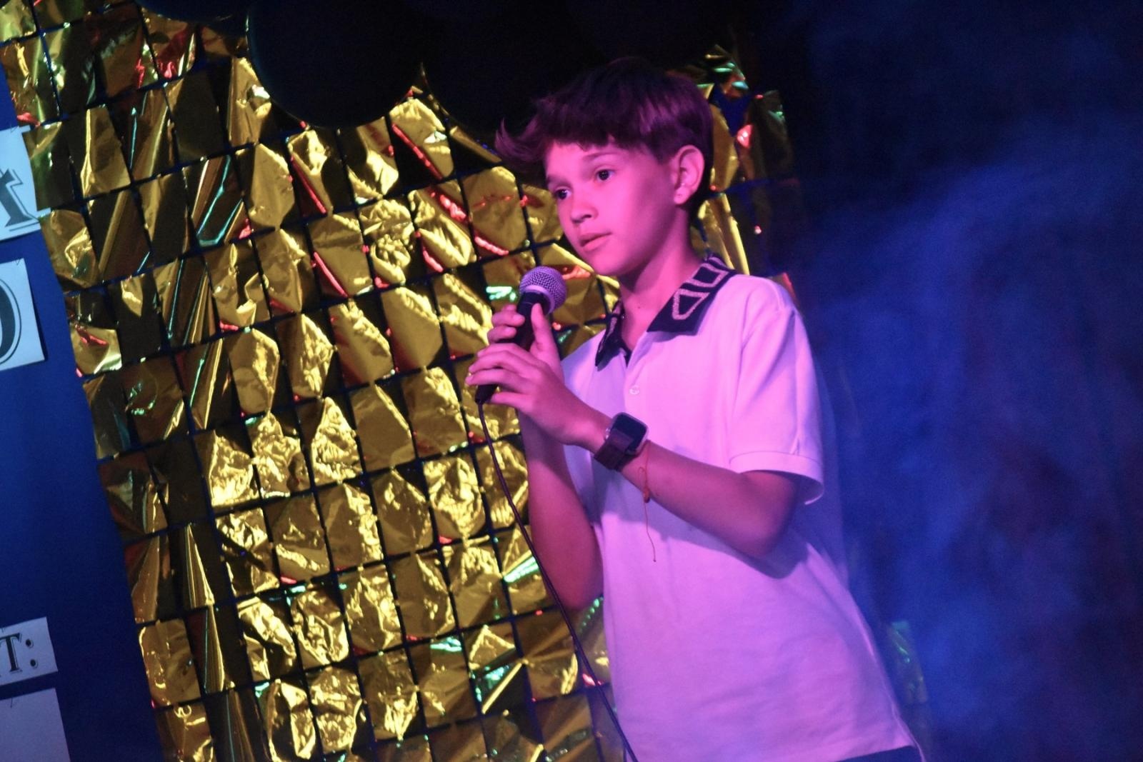 Zdjęcie w galerii na portalu naszwodzislaw.com: Zbigniew Wodecki został patronem Gminnego Festiwalu Piosenki! wiadomości z regionu