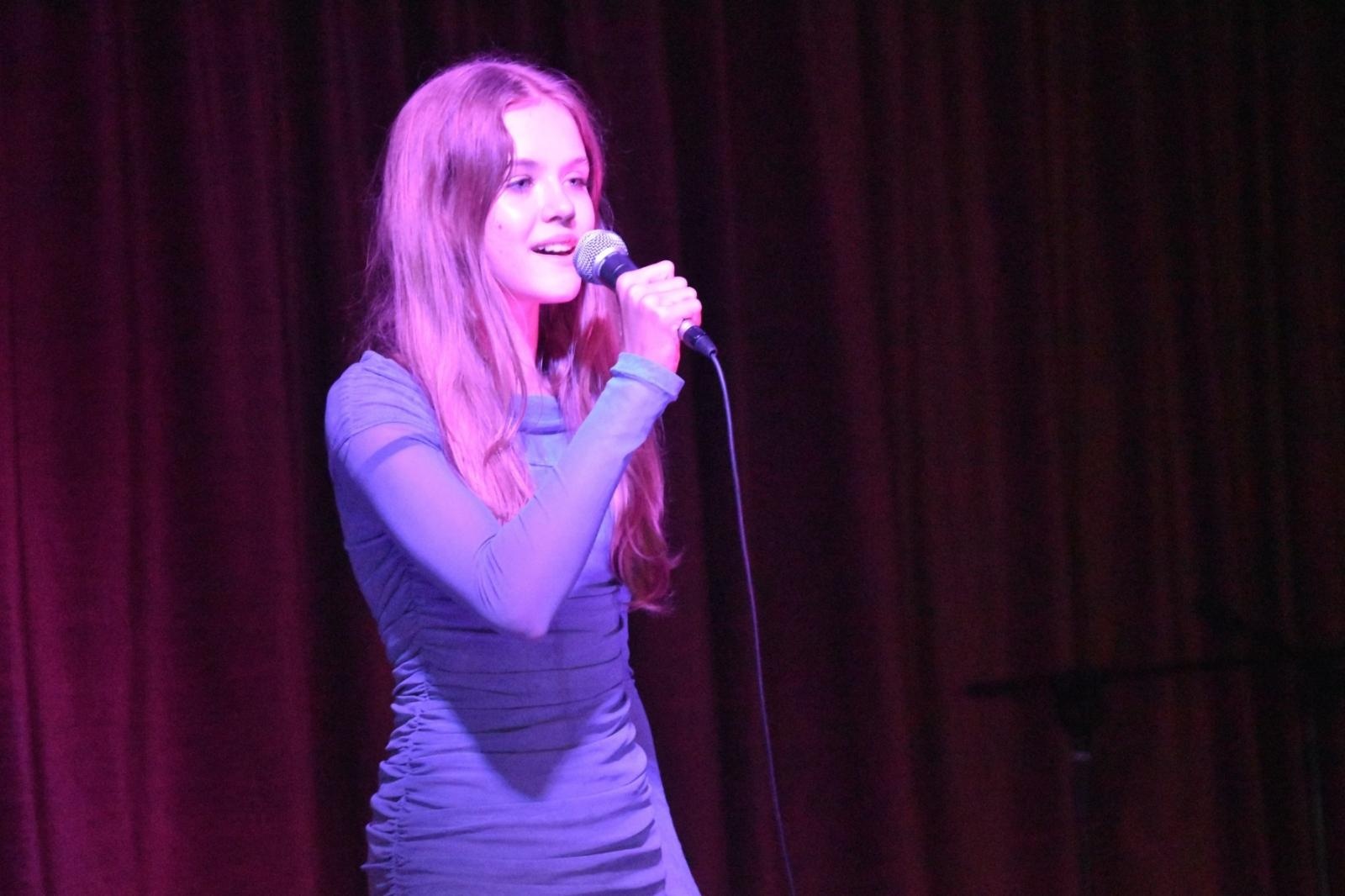 Zdjęcie w galerii na portalu naszwodzislaw.com: Zbigniew Wodecki został patronem Gminnego Festiwalu Piosenki! wiadomości z regionu