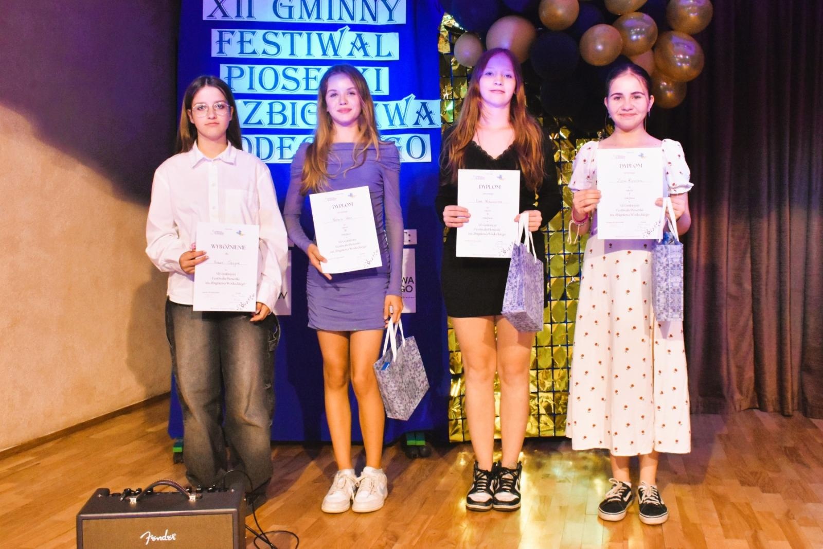 Zdjęcie w galerii na portalu naszwodzislaw.com: Zbigniew Wodecki został patronem Gminnego Festiwalu Piosenki! wiadomości z regionu