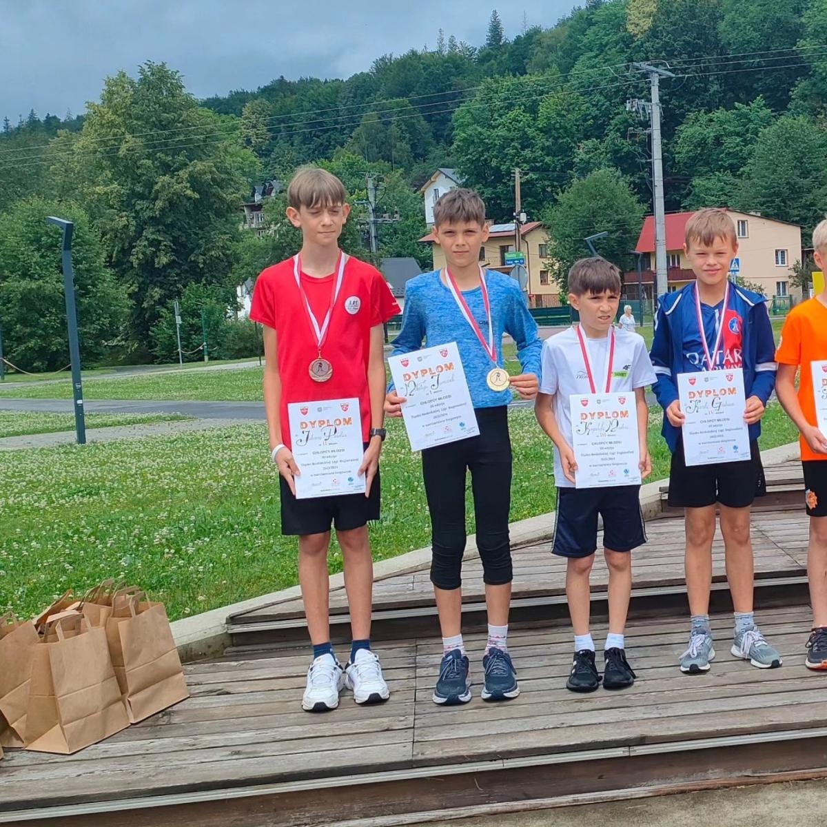 Zdjęcie w galerii na portalu naszwodzislaw.com: III Edycja Ligi Regionalnej w biegach terenowych wiadomości z regionu