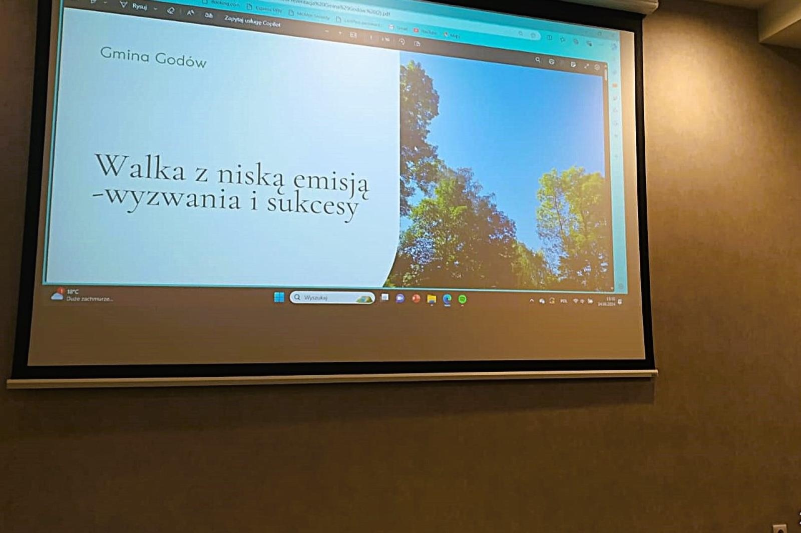 Zdjęcie w galerii na portalu naszwodzislaw.com: Partnerstwo: Środowisko dla rozwoju. Spotkanie grupy roboczej z udziałem przedstawicieli Gminy Godów wiadomości z regionu