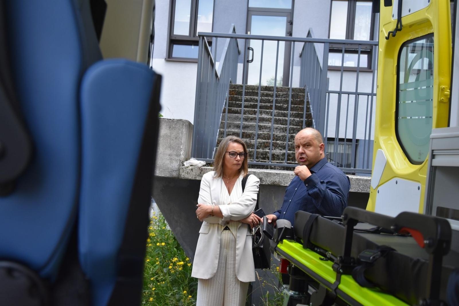 Zdjęcie w galerii na portalu naszwodzislaw.com: Pogotowie w Wodzisławiu Śląskim i Rydułtowach bogatsze o trzy ambulanse [FOTO] wiadomości z regionu