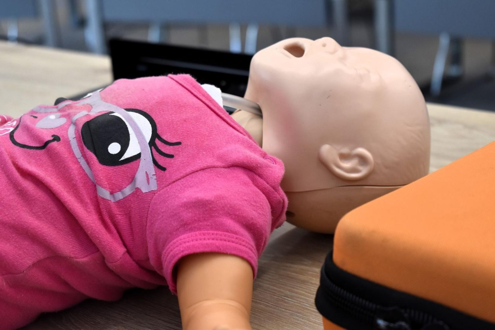 Zdjęcie w galerii na portalu naszwodzislaw.com: Pracownicy starostwa szkolili się z pierwszej pomocy wiadomości z regionu