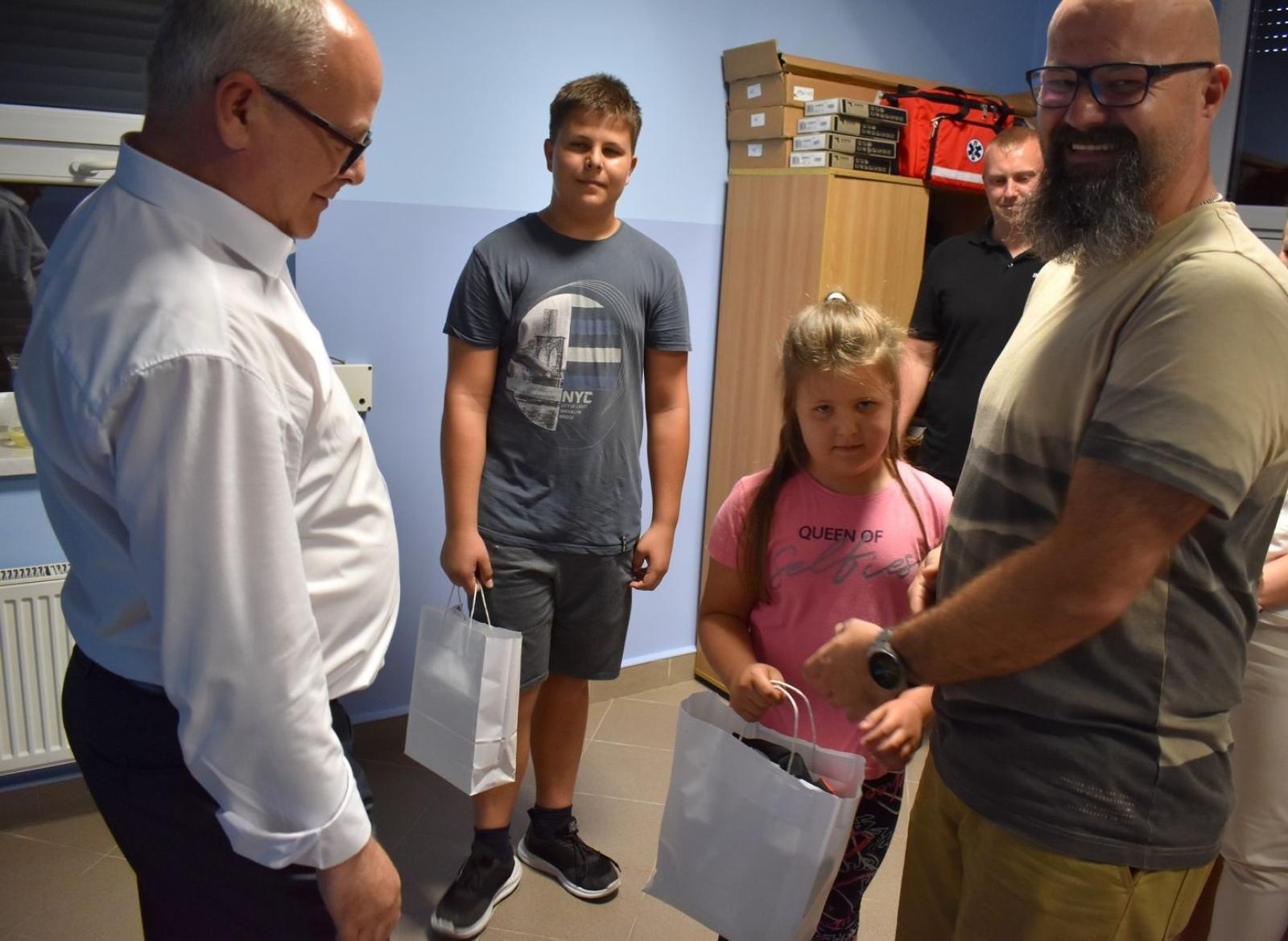 Zdjęcie w galerii na portalu naszwodzislaw.com: Wycelował w dobro i... sam środek tarczy [FOTO] wiadomości z regionu