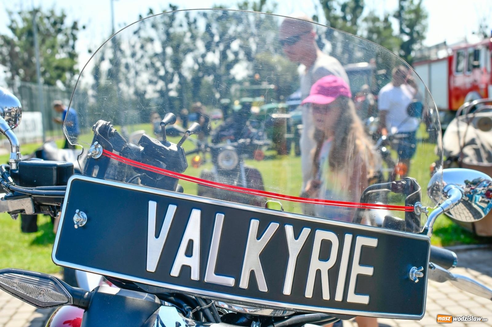 Zdjęcie w galerii na portalu naszwodzislaw.com: Stare samochody i motocykle na zlocie w Zabełkowie [FOTO i WIDEO] wiadomości z regionu