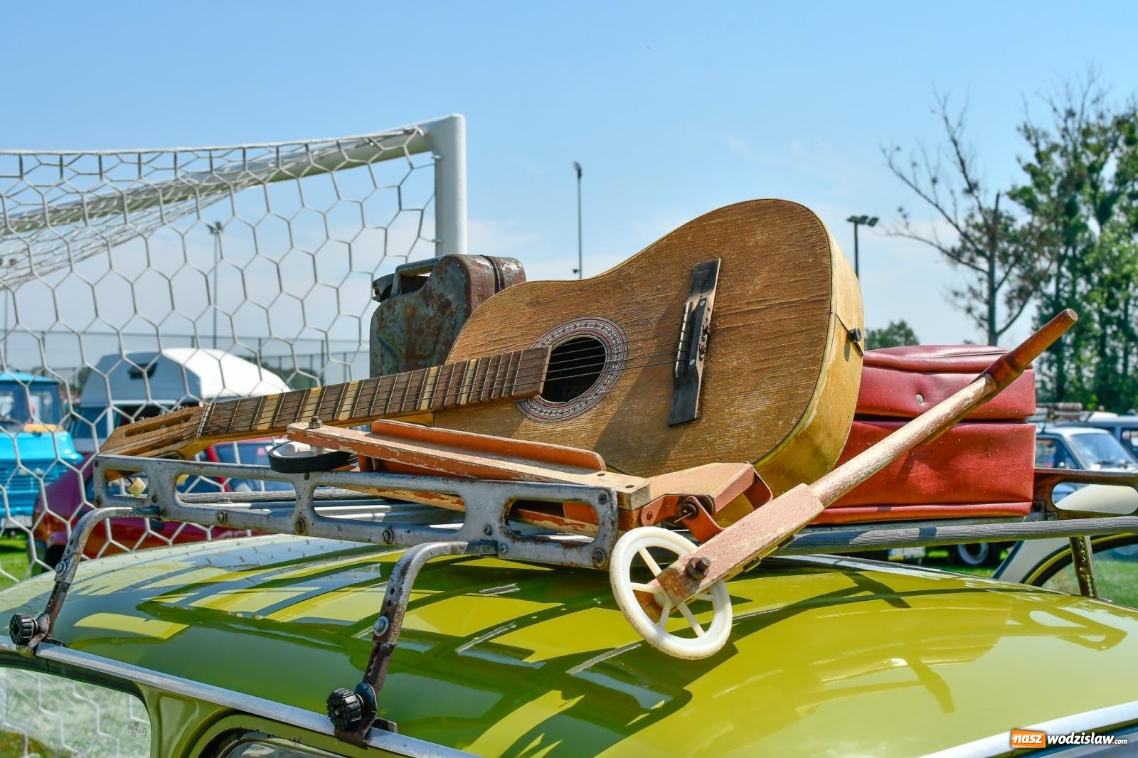 Zdjęcie w galerii na portalu naszwodzislaw.com: Stare samochody i motocykle na zlocie w Zabełkowie [FOTO i WIDEO] wiadomości z regionu