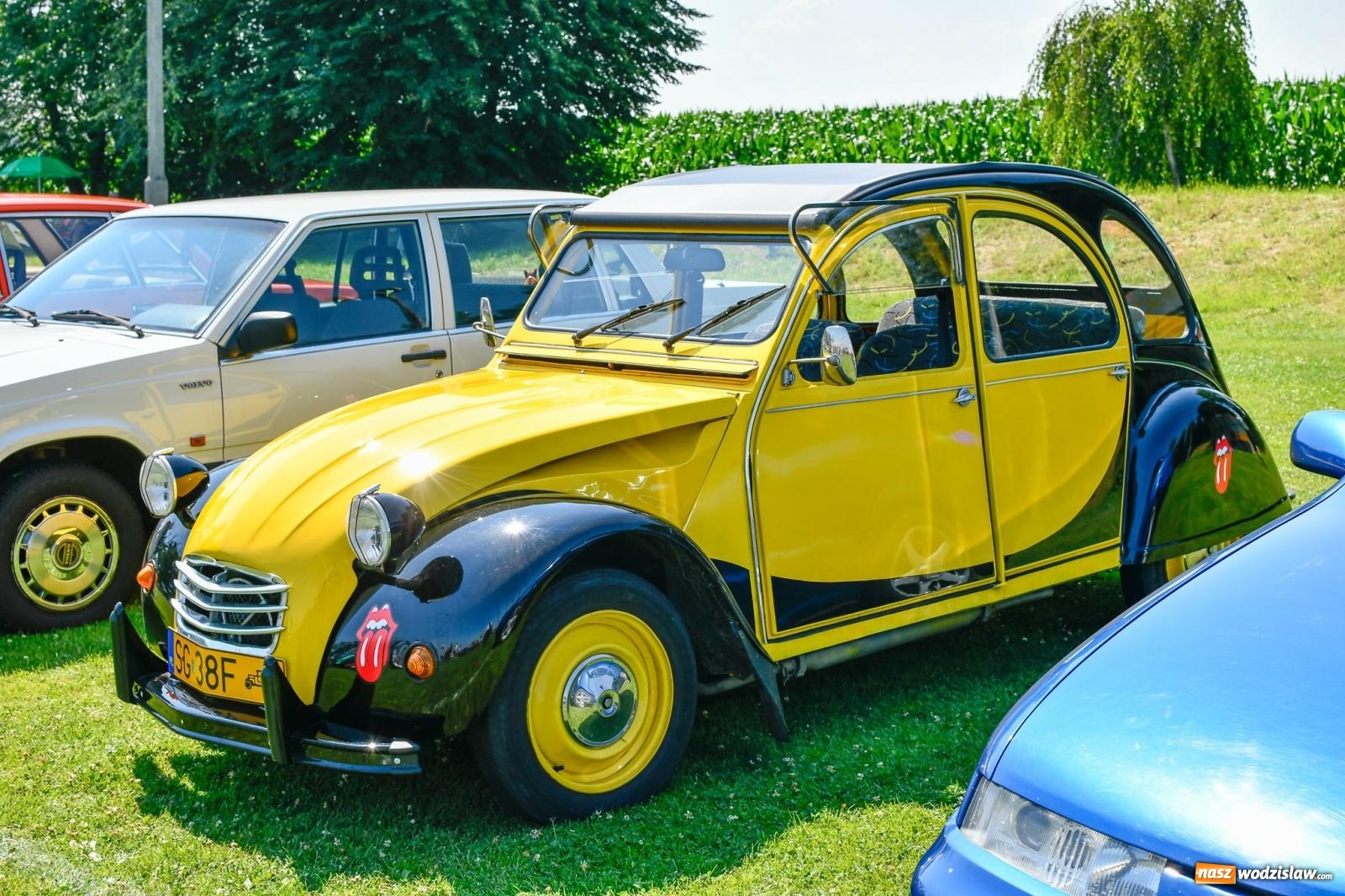 Zdjęcie w galerii na portalu naszwodzislaw.com: Stare samochody i motocykle na zlocie w Zabełkowie [FOTO i WIDEO] wiadomości z regionu