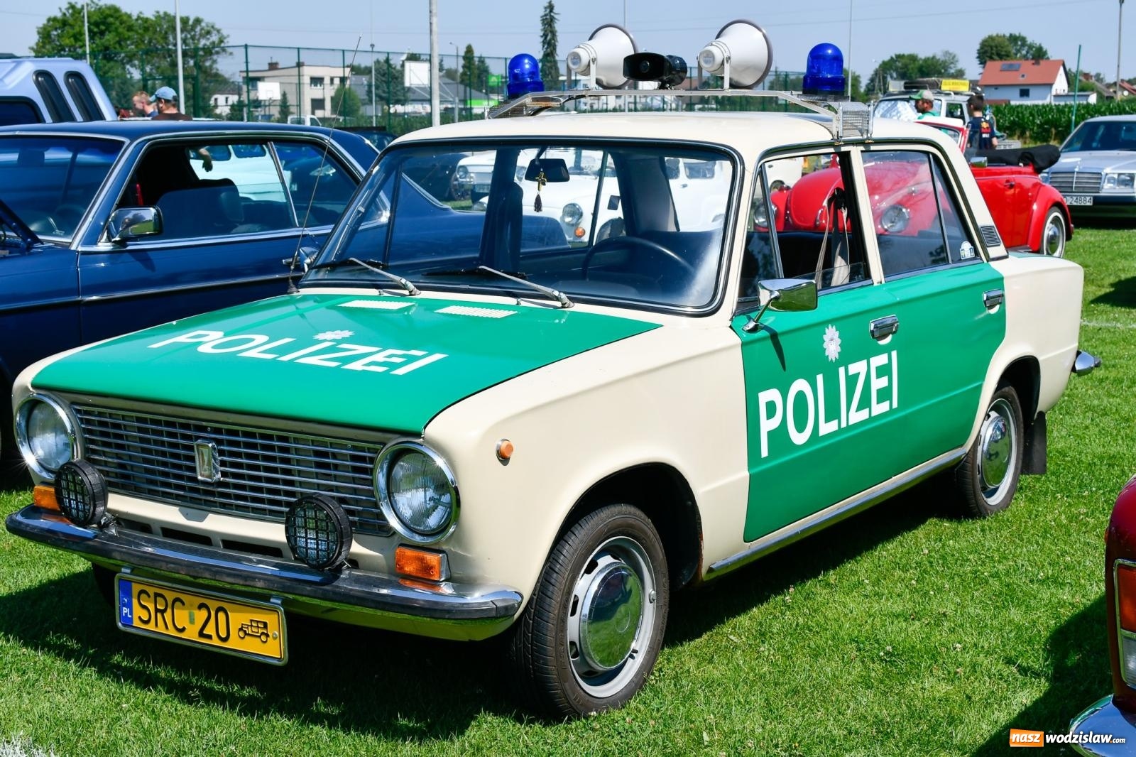 Zdjęcie w galerii na portalu naszwodzislaw.com: Stare samochody i motocykle na zlocie w Zabełkowie [FOTO i WIDEO] wiadomości z regionu