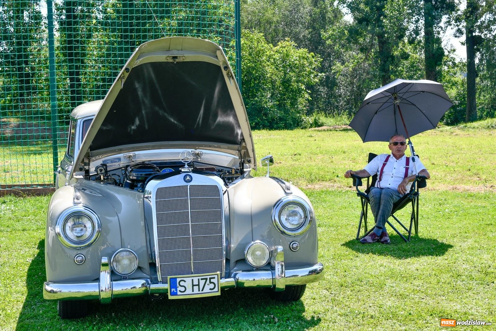 Zdjęcie w galerii na portalu naszwodzislaw.com: Stare samochody i motocykle na zlocie w Zabełkowie [FOTO i WIDEO] wiadomości z regionu