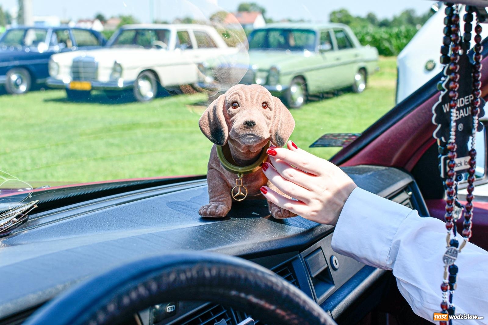 Zdjęcie w galerii na portalu naszwodzislaw.com: Stare samochody i motocykle na zlocie w Zabełkowie [FOTO i WIDEO] wiadomości z regionu