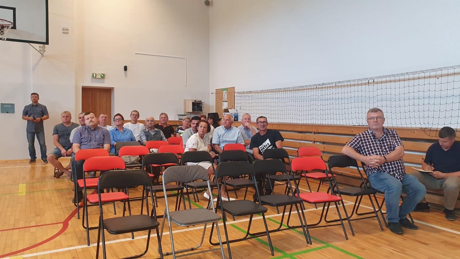 Zdjęcie w galerii na portalu naszwodzislaw.com: Krystian Kurzydem nowym sołtysem Krostoszowic wiadomości z regionu