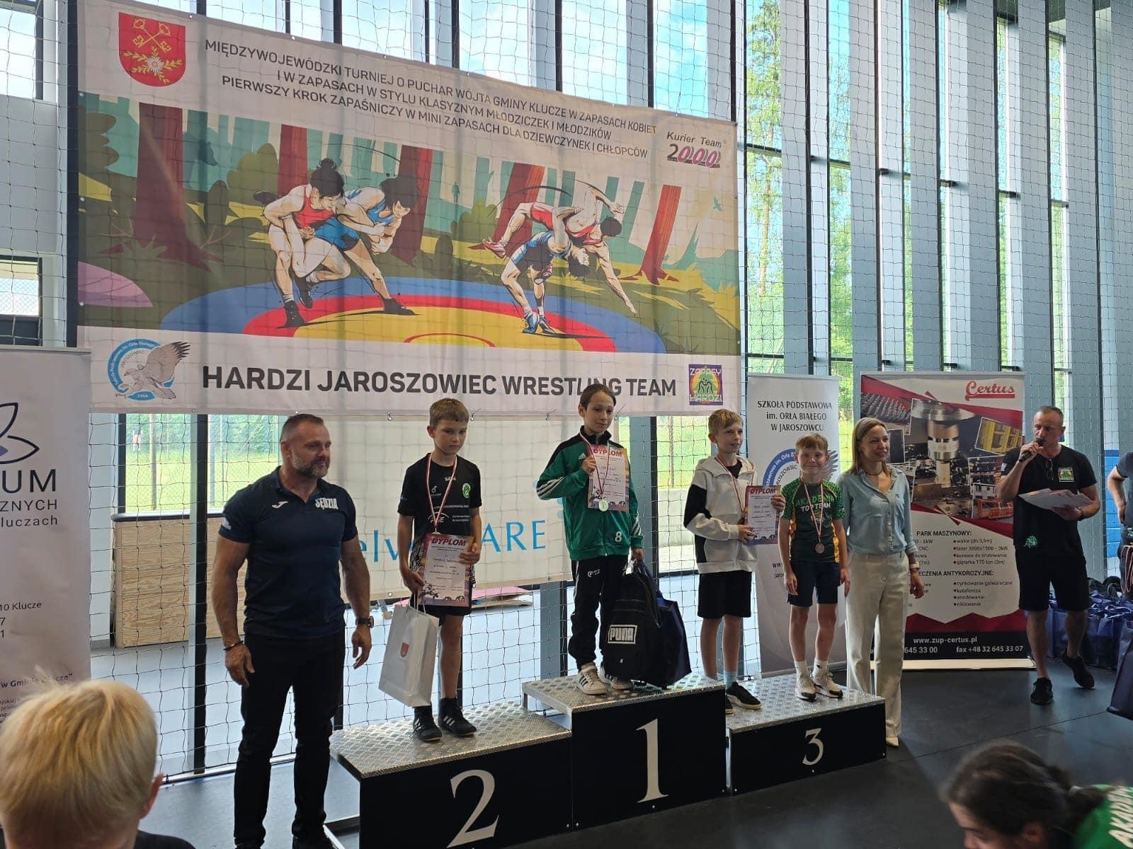 Zdjęcie w galerii na portalu naszwodzislaw.com: Zapasy. Medale Akademii Sportowej Top Team wiadomości z regionu