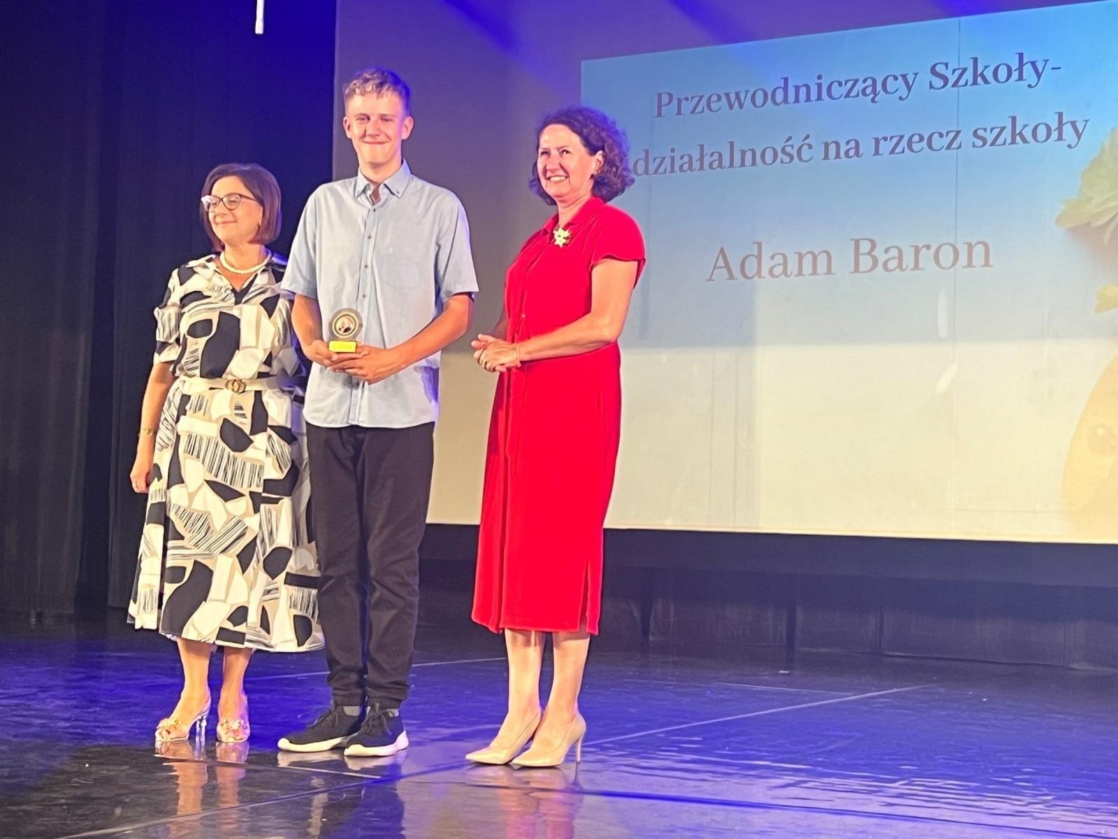 Zdjęcie w galerii na portalu naszwodzislaw.com: Najlepsi z Najlepszych w SP15 [FOTO] wiadomości z regionu