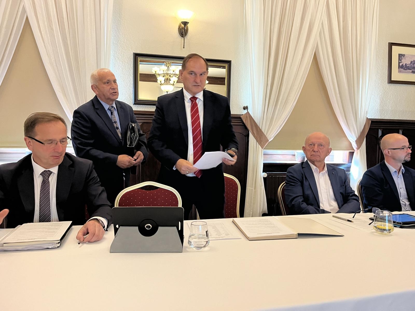 Zdjęcie w galerii na portalu naszwodzislaw.com: Nowe władze w MZK. Wybrano zarząd oraz przewodniczącego wiadomości z regionu
