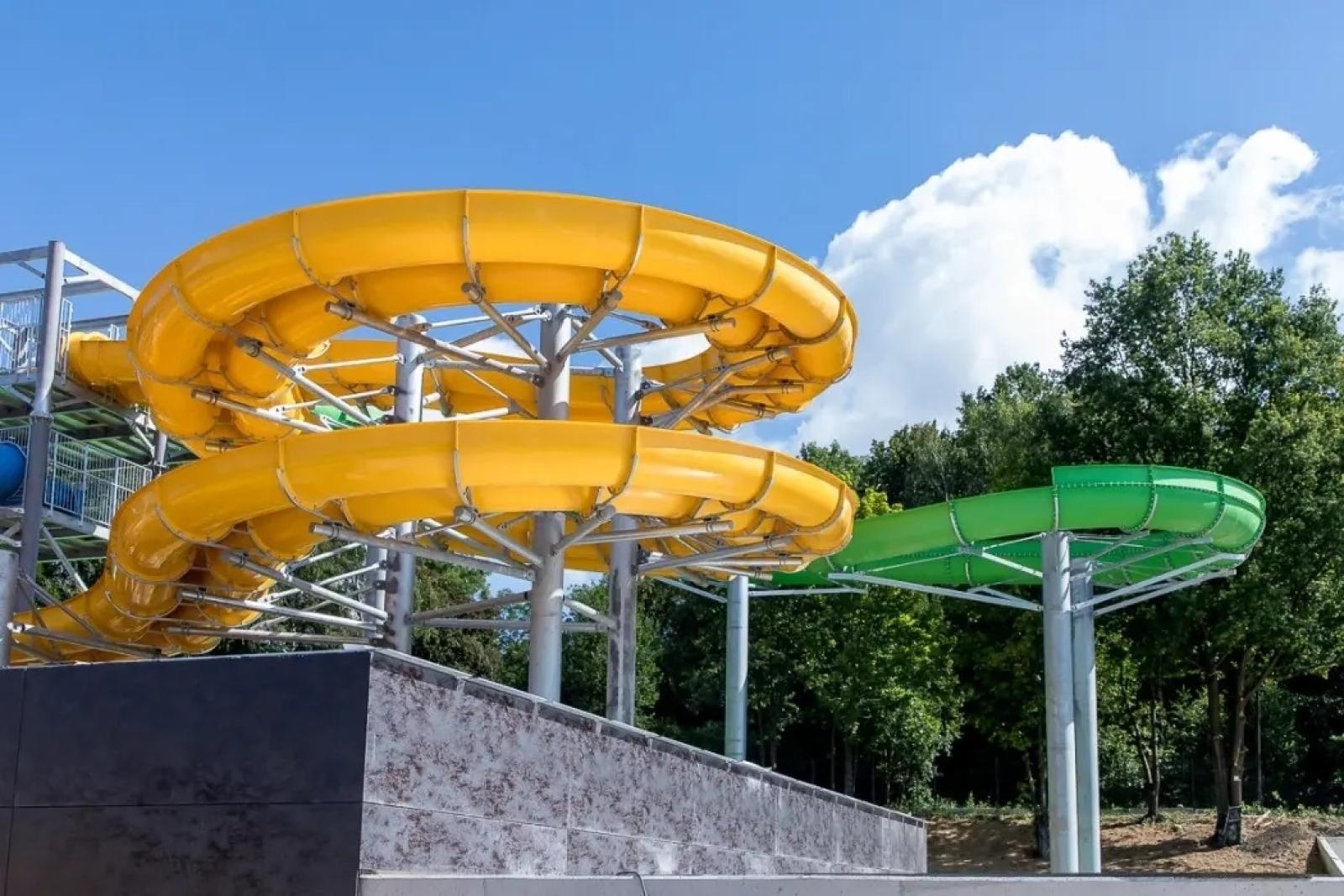 Zdjęcie w galerii na portalu naszwodzislaw.com: Zjeżdżalnia na blisko 200 m. Nowa Fala rośnie w oczach wiadomości z regionu