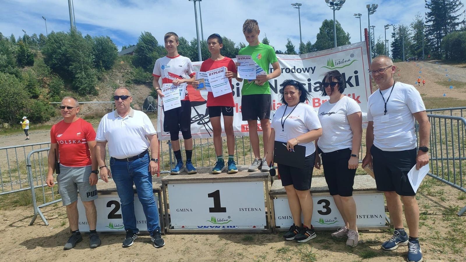 Zdjęcie w galerii na portalu naszwodzislaw.com: Bieg narciarski o Istebniański Bruclik. KS Ski Team z medalami wiadomości z regionu