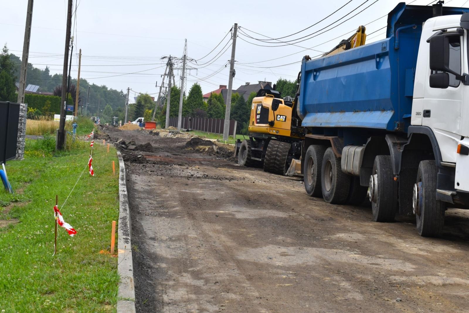 Zdjęcie w galerii na portalu naszwodzislaw.com: Trwa remont ul. Głożyńskiej i Rymera w Radlinie wiadomości z regionu