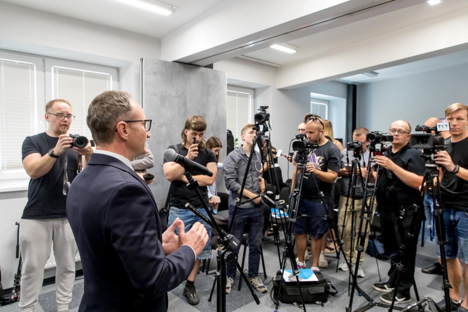 Zdjęcie w galerii na portalu naszwodzislaw.com: Koleje Śląskie z nową ofertą wiadomości z regionu