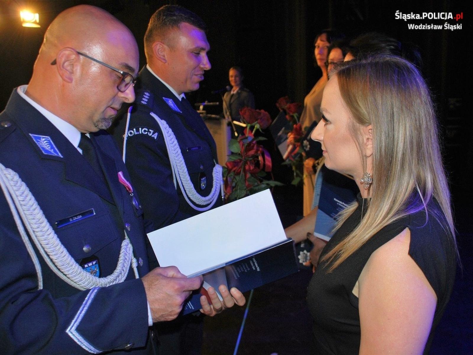 Zdjęcie w galerii na portalu naszwodzislaw.com: Obchody Święta Policji wodzisławskiego garnizonu  wiadomości z regionu