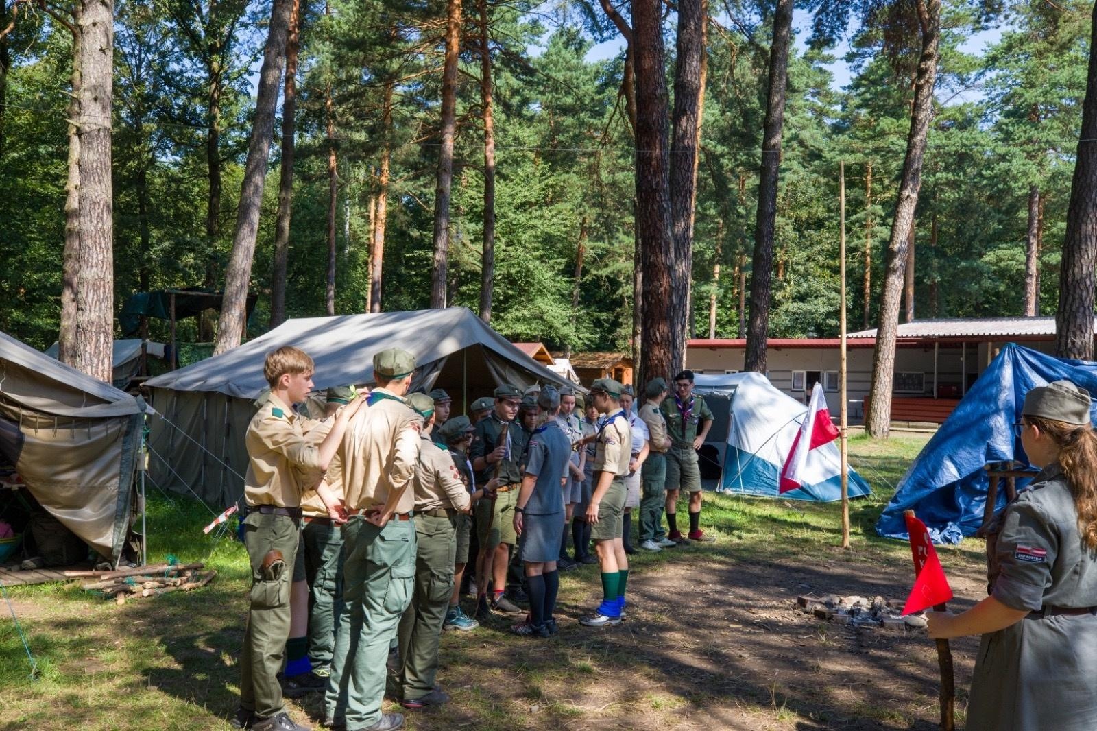 Zdjęcie w galerii na portalu naszwodzislaw.com: Fundusz wspiera harcerzy wiadomości z regionu