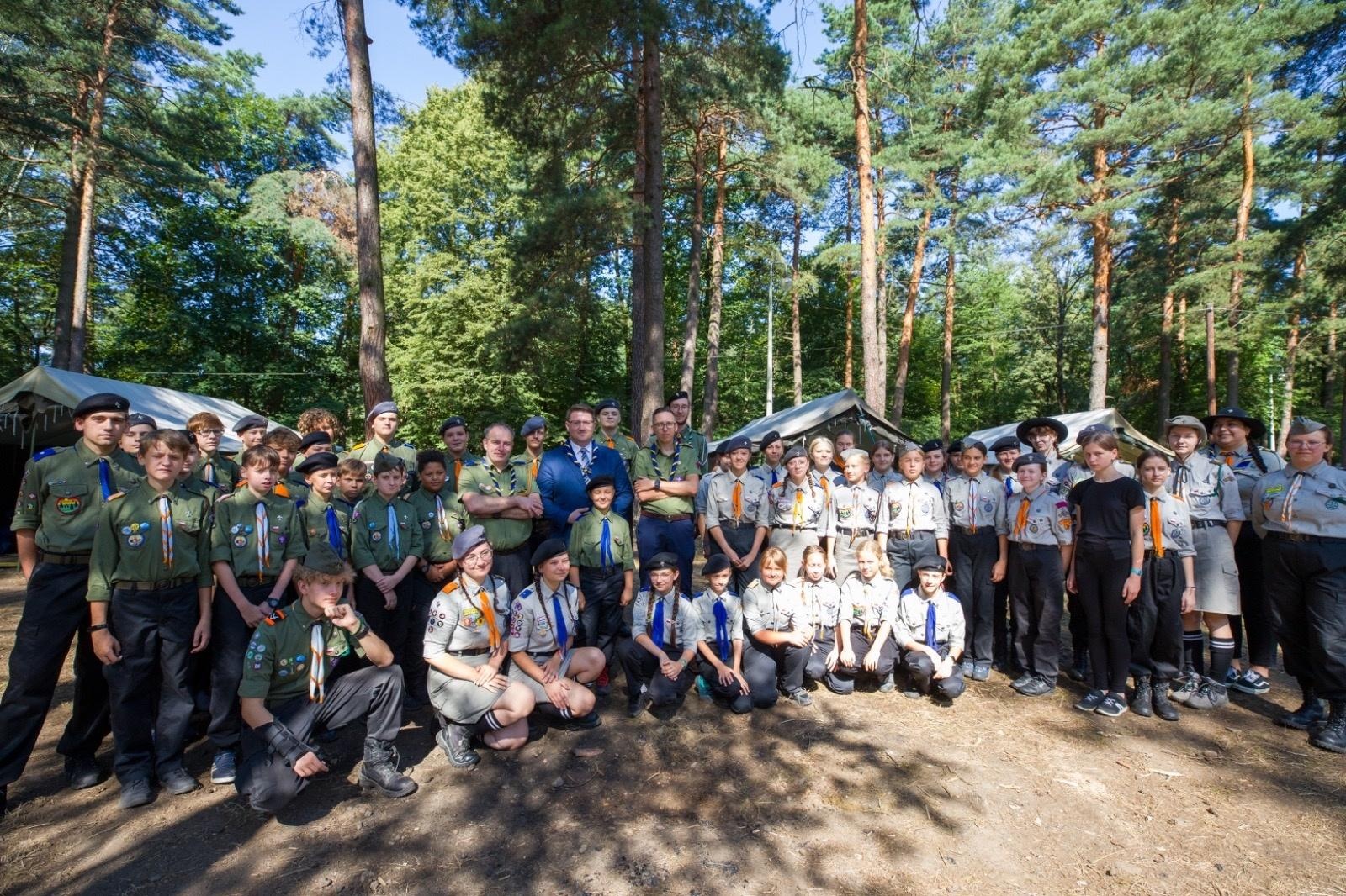 Zdjęcie w galerii na portalu naszwodzislaw.com: Fundusz wspiera harcerzy wiadomości z regionu