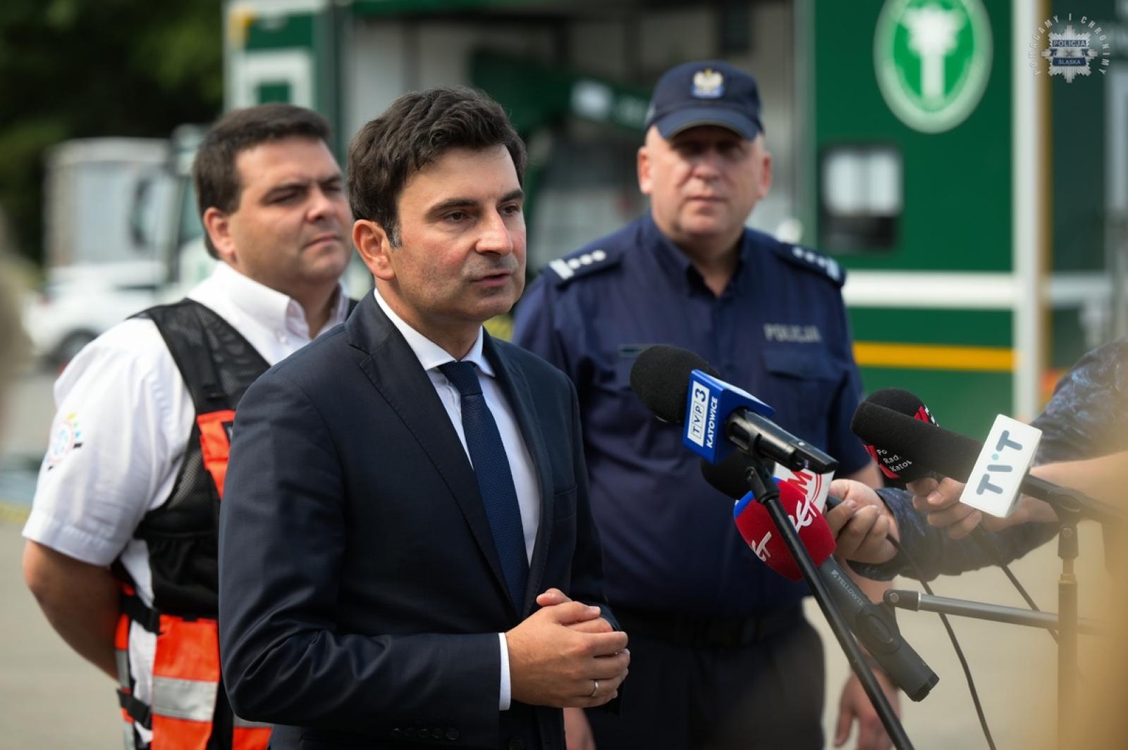 Zdjęcie w galerii na portalu naszwodzislaw.com: Podsumowanie półmetka wakacji na śląskich drogach  wiadomości z regionu