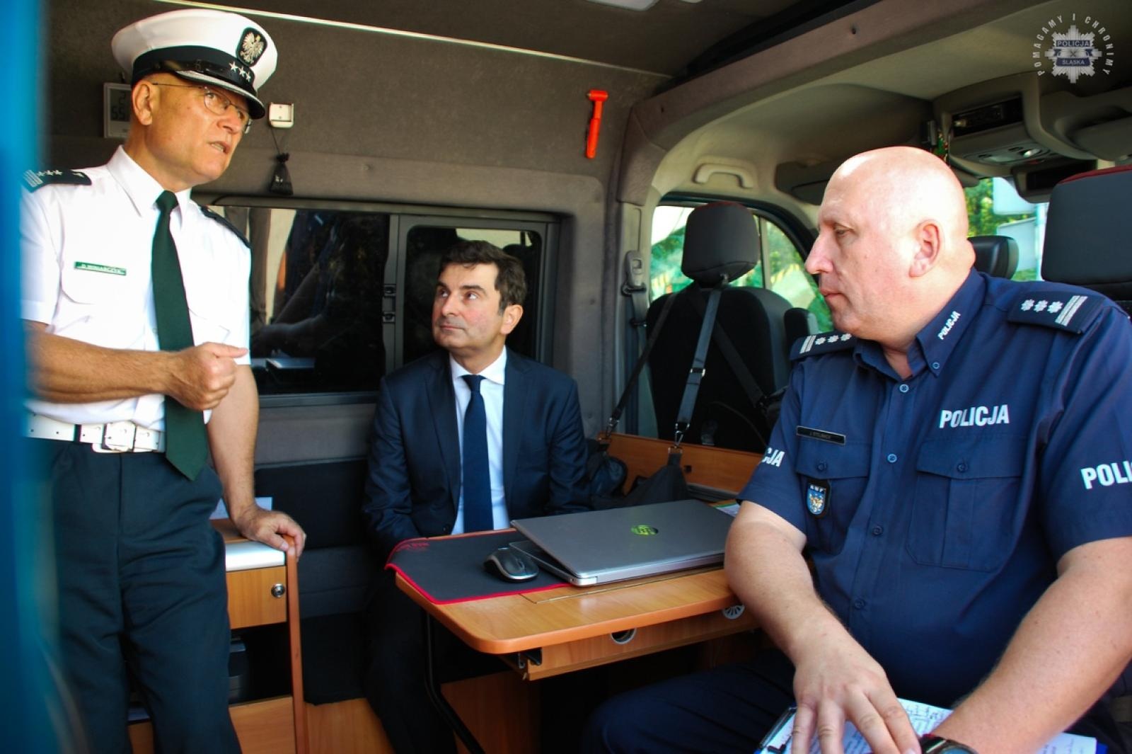 Zdjęcie w galerii na portalu naszwodzislaw.com: Podsumowanie półmetka wakacji na śląskich drogach  wiadomości z regionu