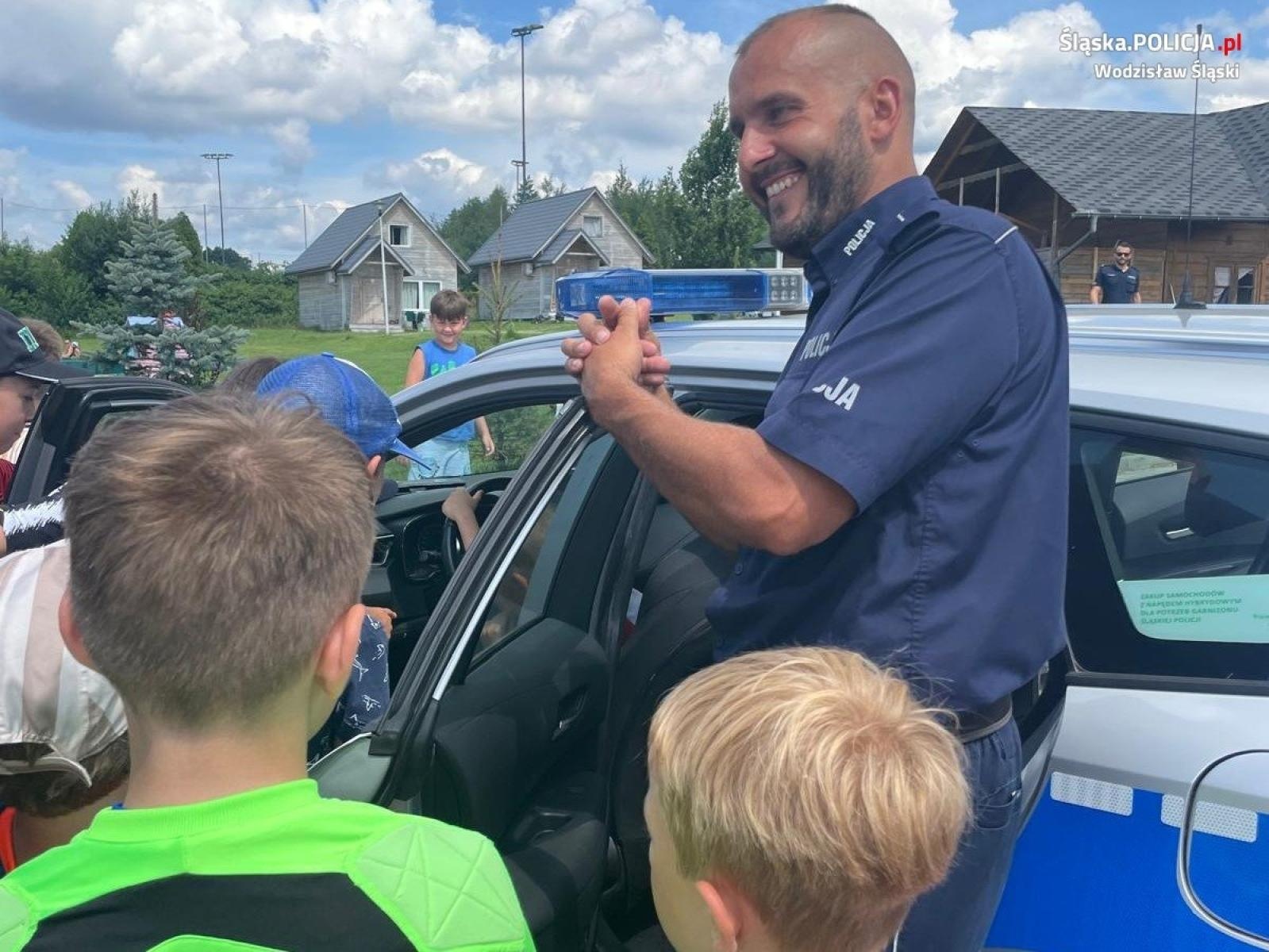 Zdjęcie w galerii na portalu naszwodzislaw.com: Wakacyjne półkolonie z policją i strażą pożarną wiadomości z regionu