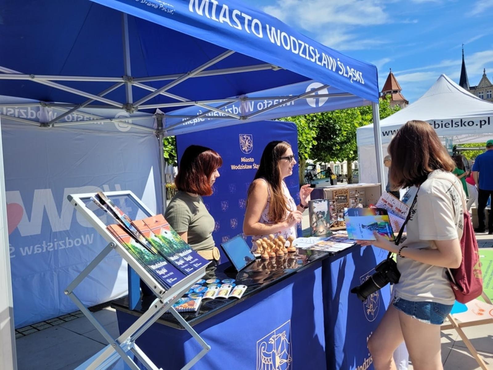 Zdjęcie w galerii na portalu naszwodzislaw.com: Wodzisław Śląski na Plenerowych Targach Turystycznych w Pszczynie wiadomości z regionu