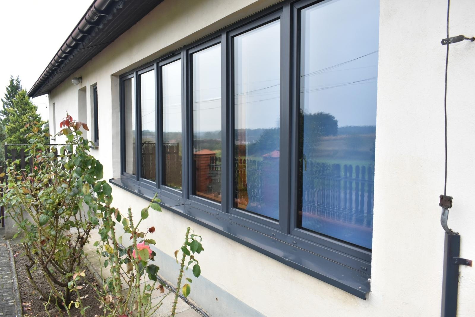 Zdjęcie w galerii na portalu naszwodzislaw.com: Rusza kolejny etap termomodernizacji przedszkola w Skrzyszowie. Podpisano umowę wiadomości z regionu