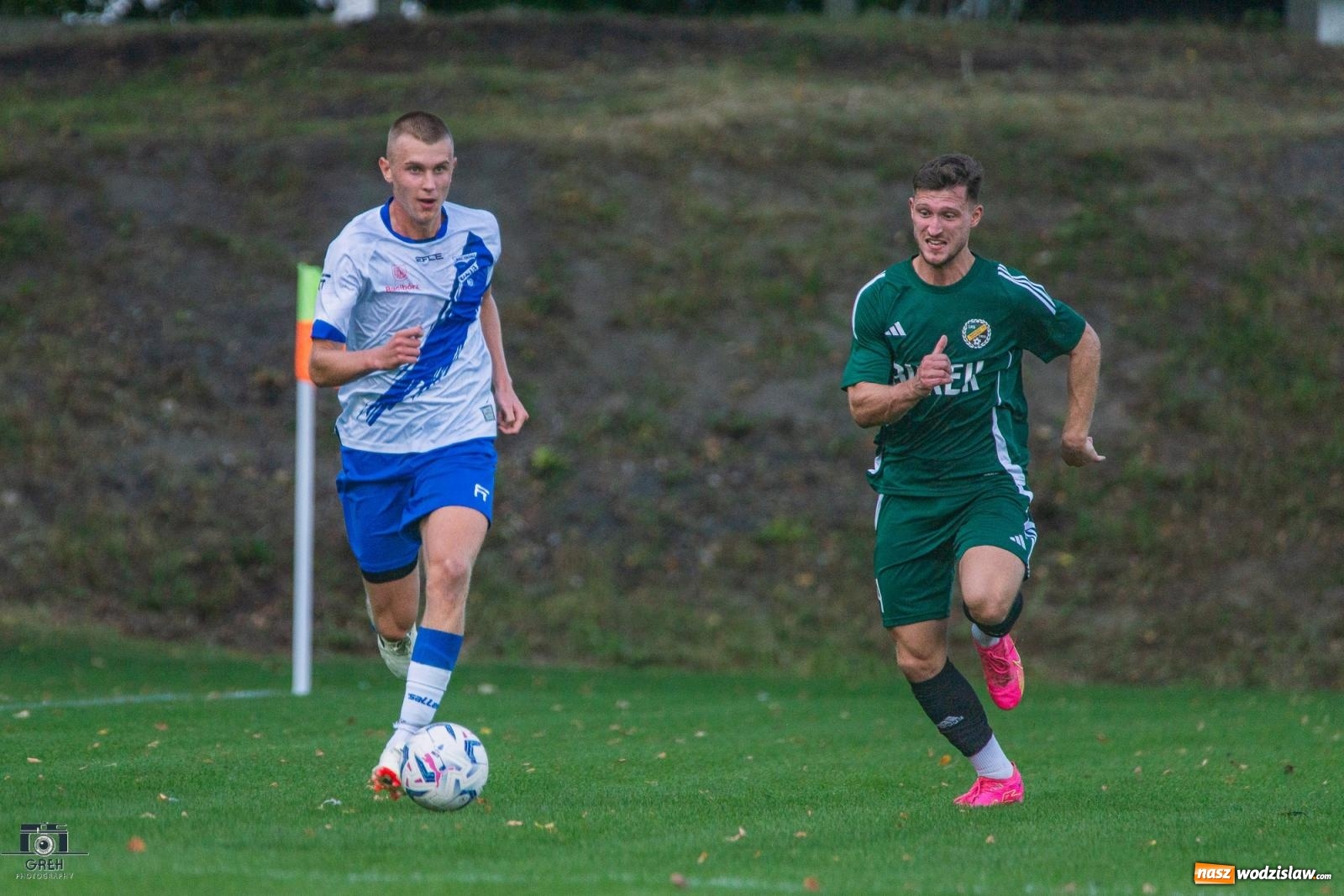 Zdjęcie w galerii na portalu naszwodzislaw.com: Klasa okręgowa. Wychowanek Unii dał zwycięstwo Syryni [FOTO] wiadomości z regionu