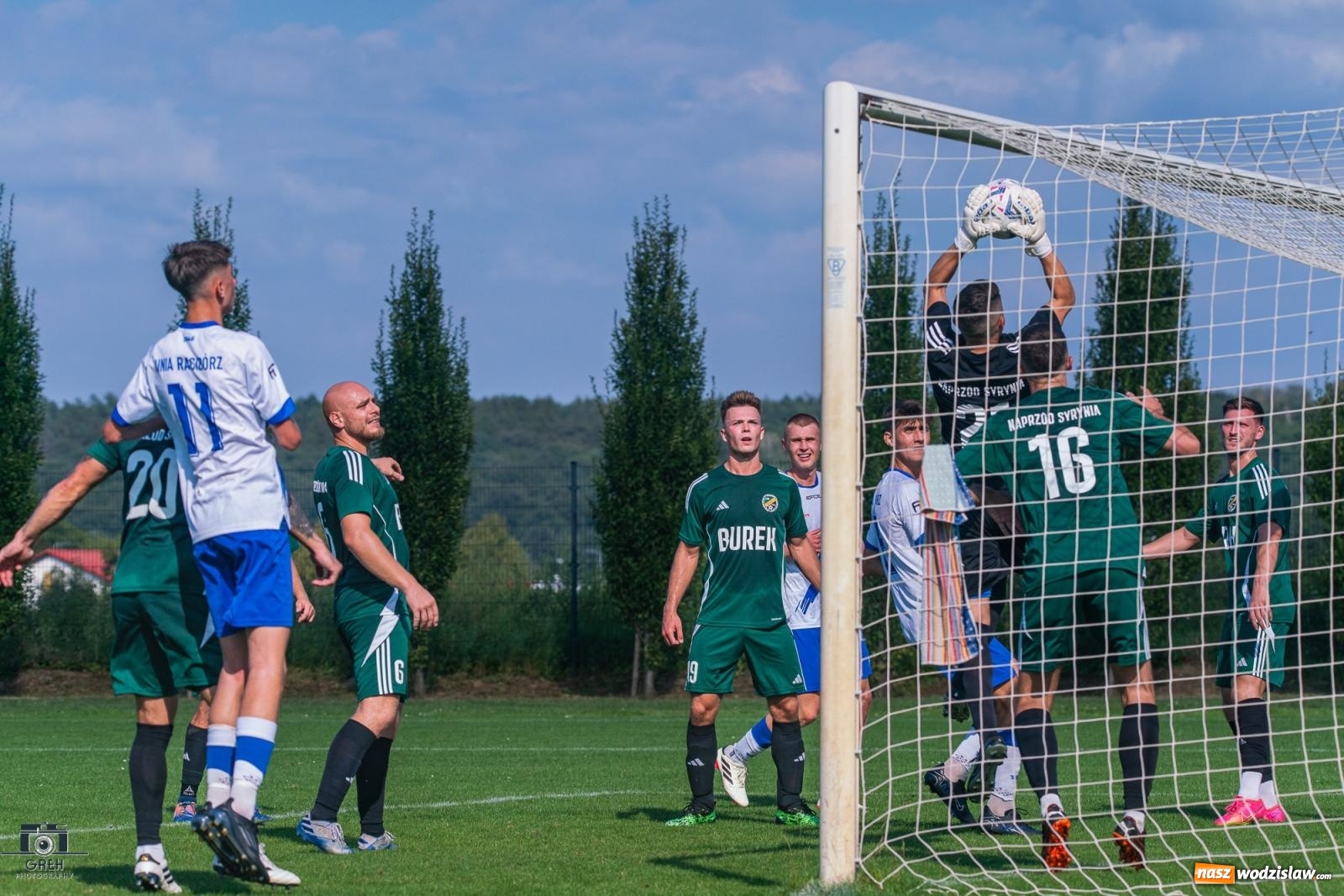 Zdjęcie w galerii na portalu naszwodzislaw.com: Klasa okręgowa. Wychowanek Unii dał zwycięstwo Syryni [FOTO] wiadomości z regionu