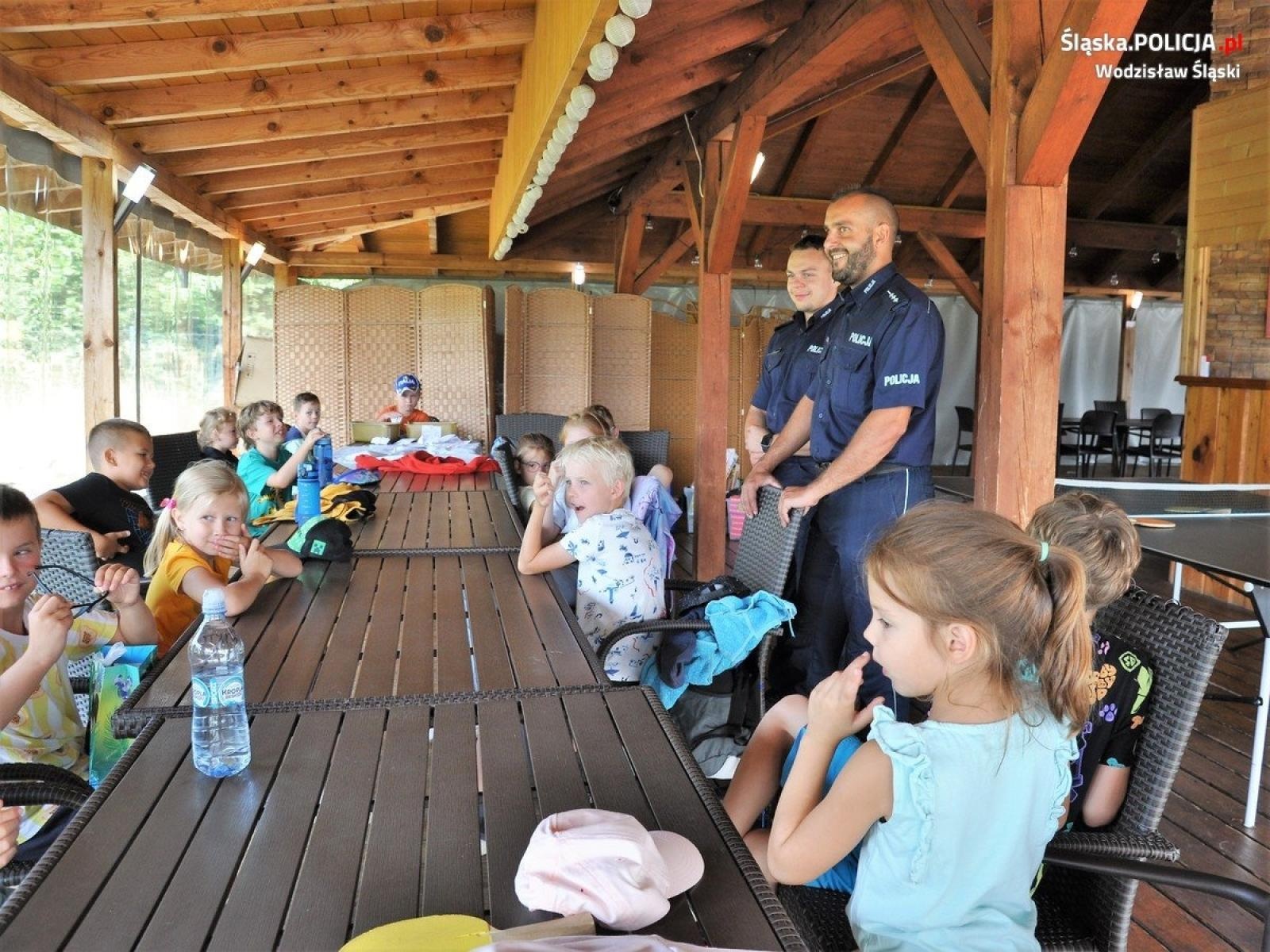 Zdjęcie w galerii na portalu naszwodzislaw.com: Policyjne rady podczas półkolonii wiadomości z regionu