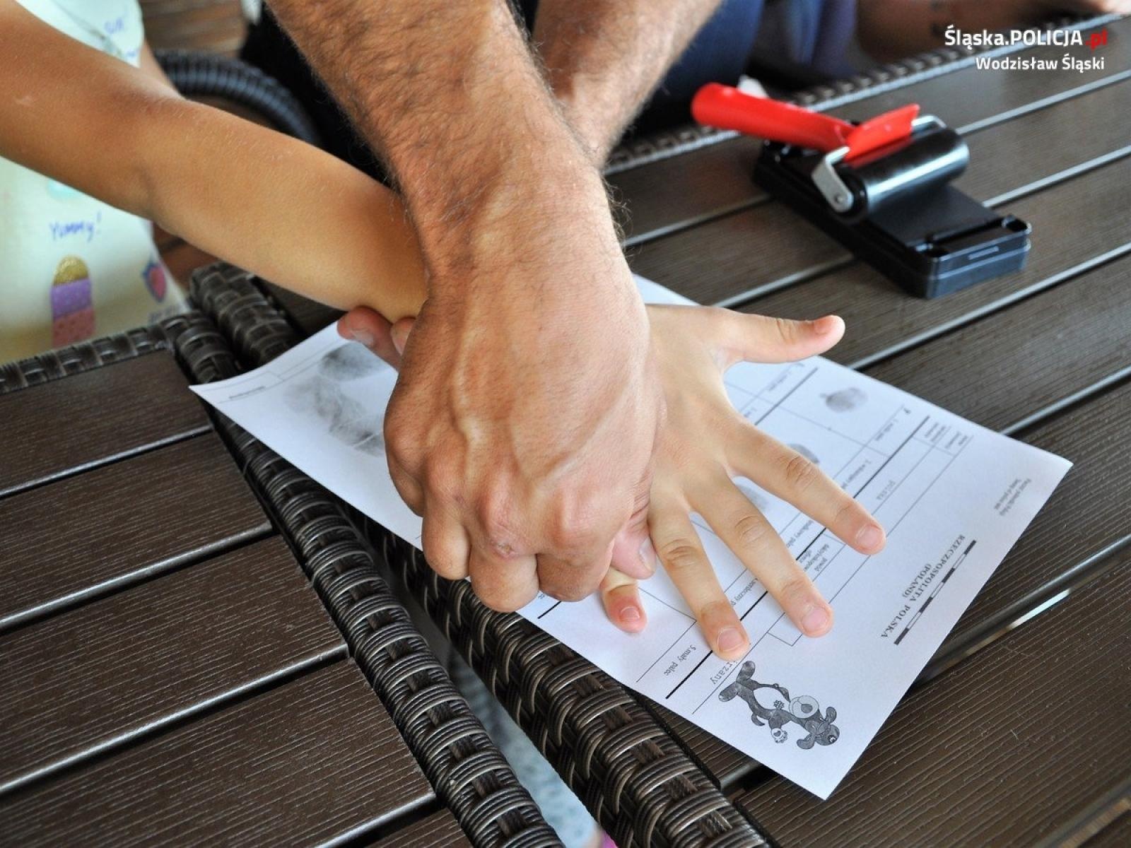 Zdjęcie w galerii na portalu naszwodzislaw.com: Policyjne rady podczas półkolonii wiadomości z regionu