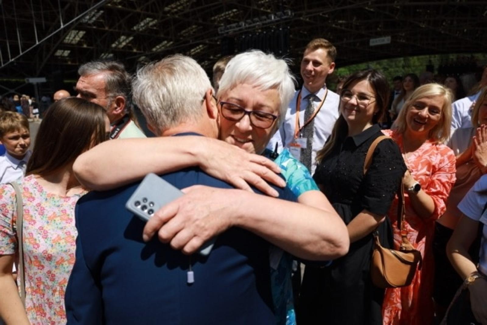 Zdjęcie w galerii na portalu naszwodzislaw.com: 27 tysięcy obecnych i 194 ochrzczonych podczas 7 kongresów Świadków Jehowy w Sosnowcu wiadomości z regionu