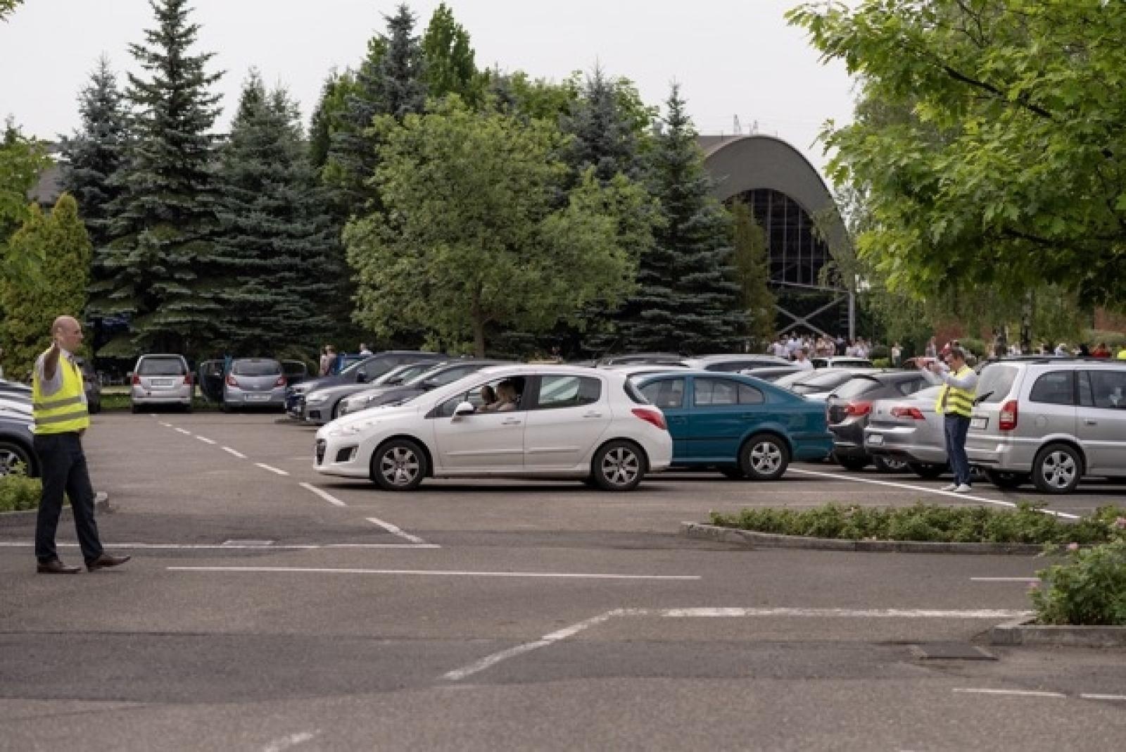 Zdjęcie w galerii na portalu naszwodzislaw.com: 27 tysięcy obecnych i 194 ochrzczonych podczas 7 kongresów Świadków Jehowy w Sosnowcu wiadomości z regionu