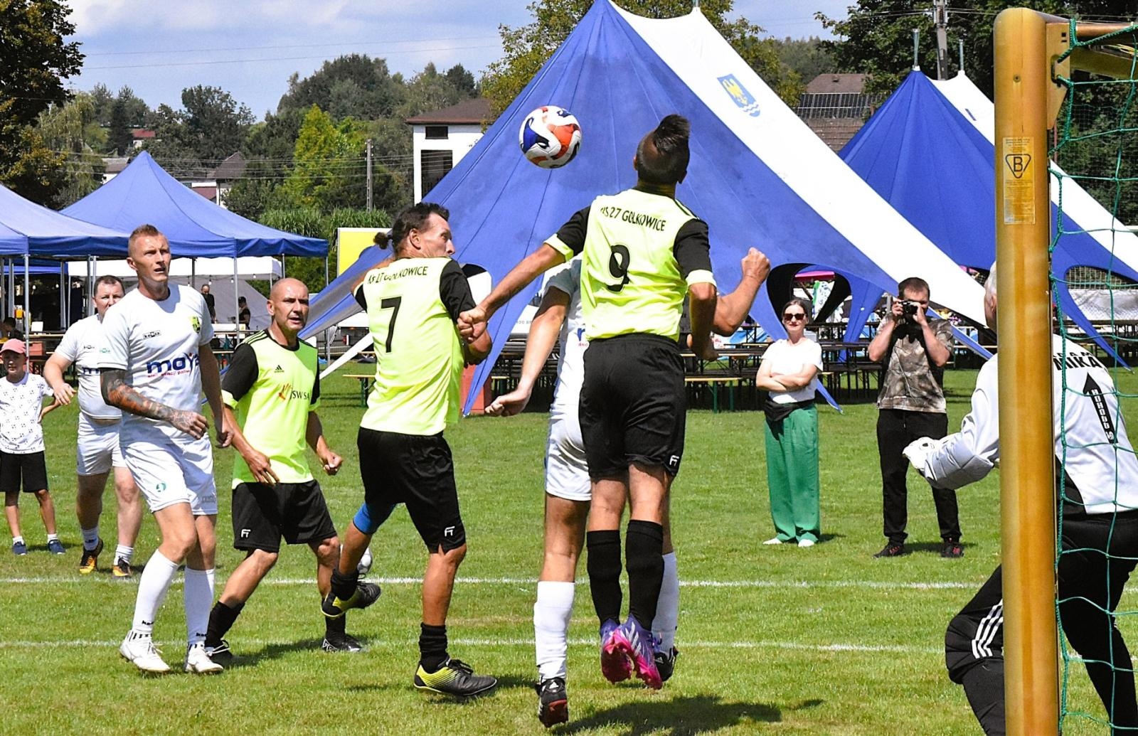 Zdjęcie w galerii na portalu naszwodzislaw.com: Polonia Łaziska hucznie świętowała setne urodziny [FOTO] wiadomości z regionu