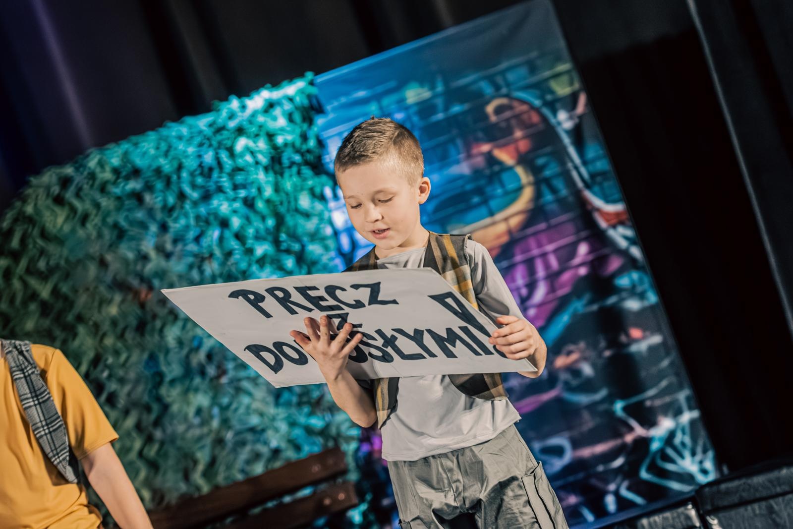 Zdjęcie w galerii na portalu naszwodzislaw.com: Coś dla małych i dużych - spektakl w wykonaniu Teatru Szydełko wiadomości z regionu