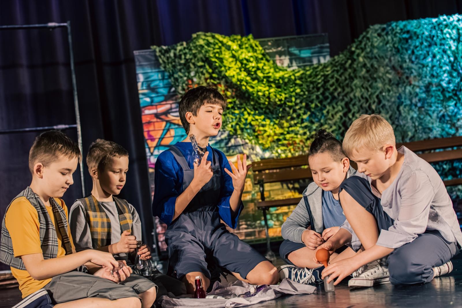 Zdjęcie w galerii na portalu naszwodzislaw.com: Coś dla małych i dużych - spektakl w wykonaniu Teatru Szydełko wiadomości z regionu