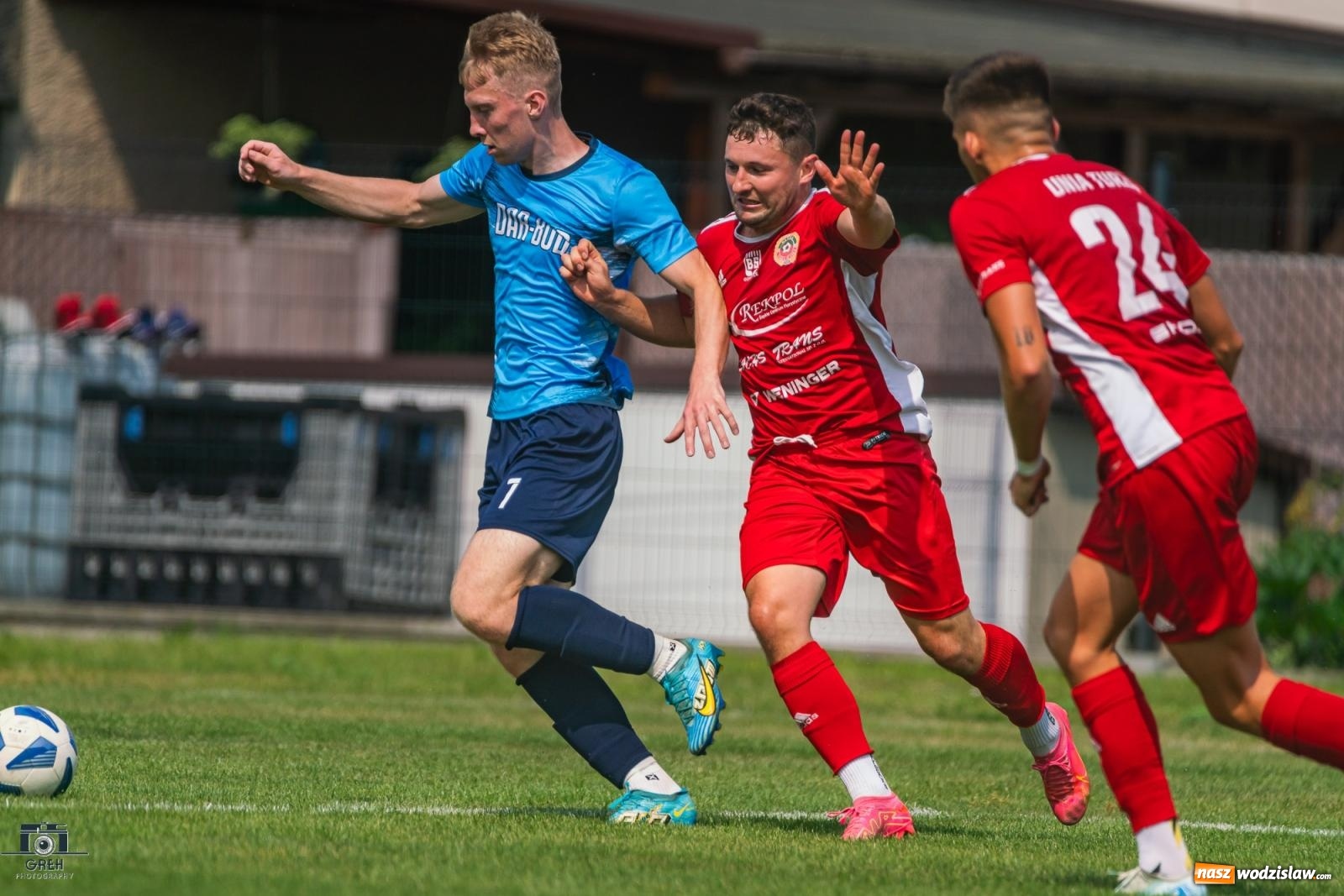 Zdjęcie w galerii na portalu naszwodzislaw.com: Puchar Polski. Do przerwy 0:0 a potem pogrom [FOTO] wiadomości z regionu