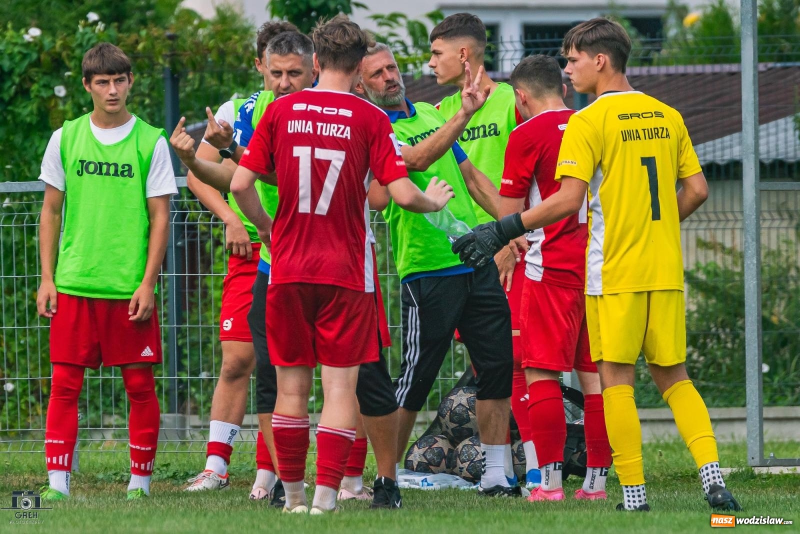 Zdjęcie w galerii na portalu naszwodzislaw.com: Puchar Polski. Do przerwy 0:0 a potem pogrom [FOTO] wiadomości z regionu