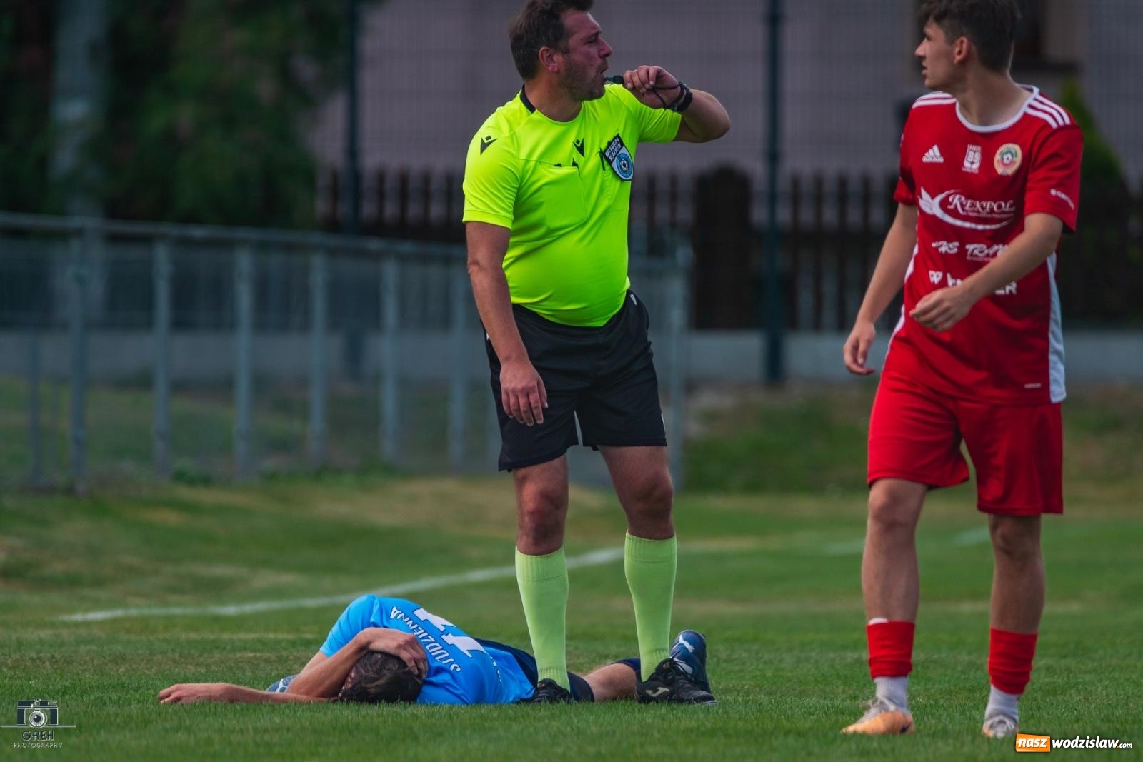 Zdjęcie w galerii na portalu naszwodzislaw.com: Puchar Polski. Do przerwy 0:0 a potem pogrom [FOTO] wiadomości z regionu